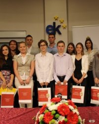 Ösztöndíjprogram a szülőföldön való tanulásért és boldogulásért