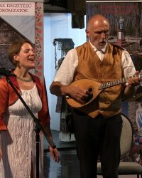 „Hallottátok-e hírét…”